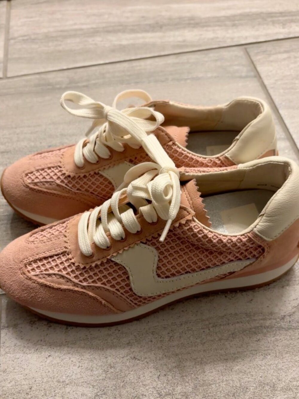 Dolce Vita Sneaker - New - size 6 pink and ivory
